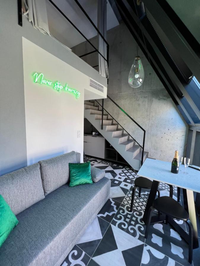Neon Apartments 索波特 外观 照片