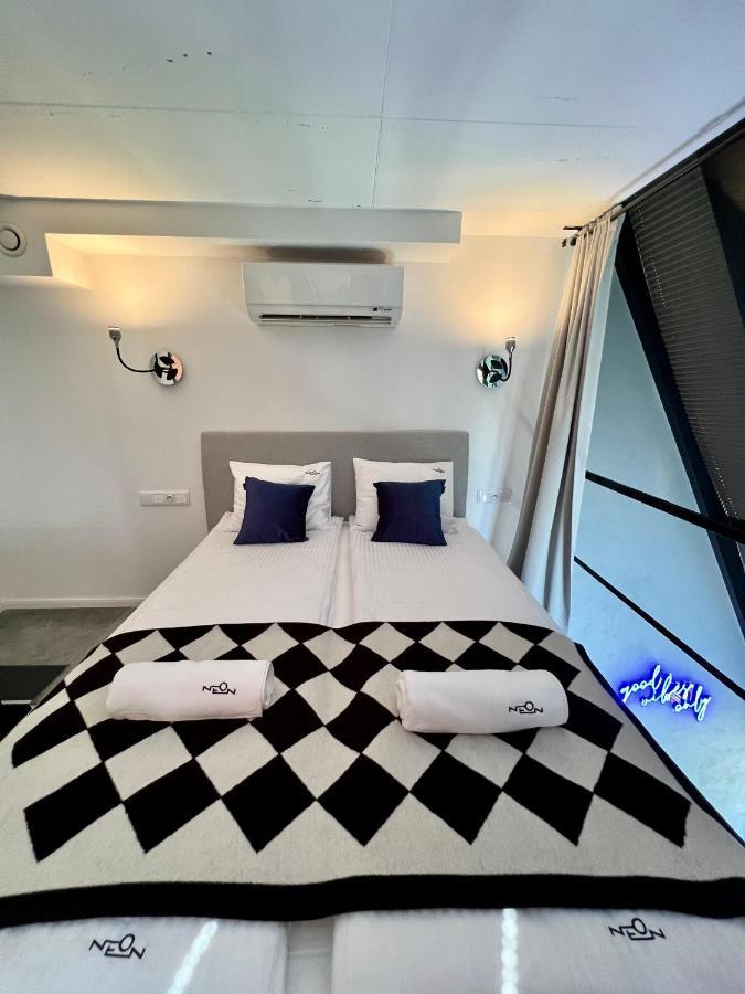 Neon Apartments 索波特 外观 照片