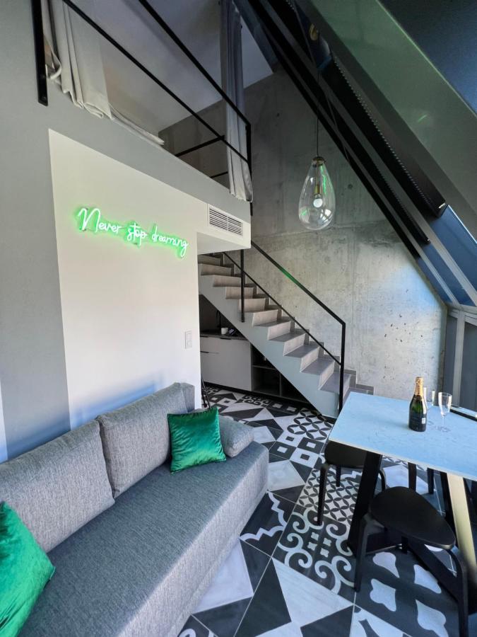 Neon Apartments 索波特 外观 照片