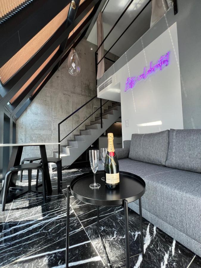 Neon Apartments 索波特 外观 照片