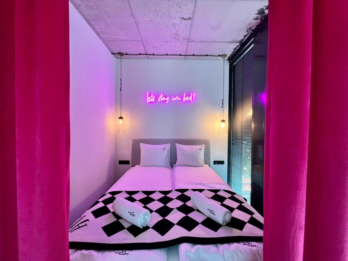 Neon Apartments 索波特 外观 照片